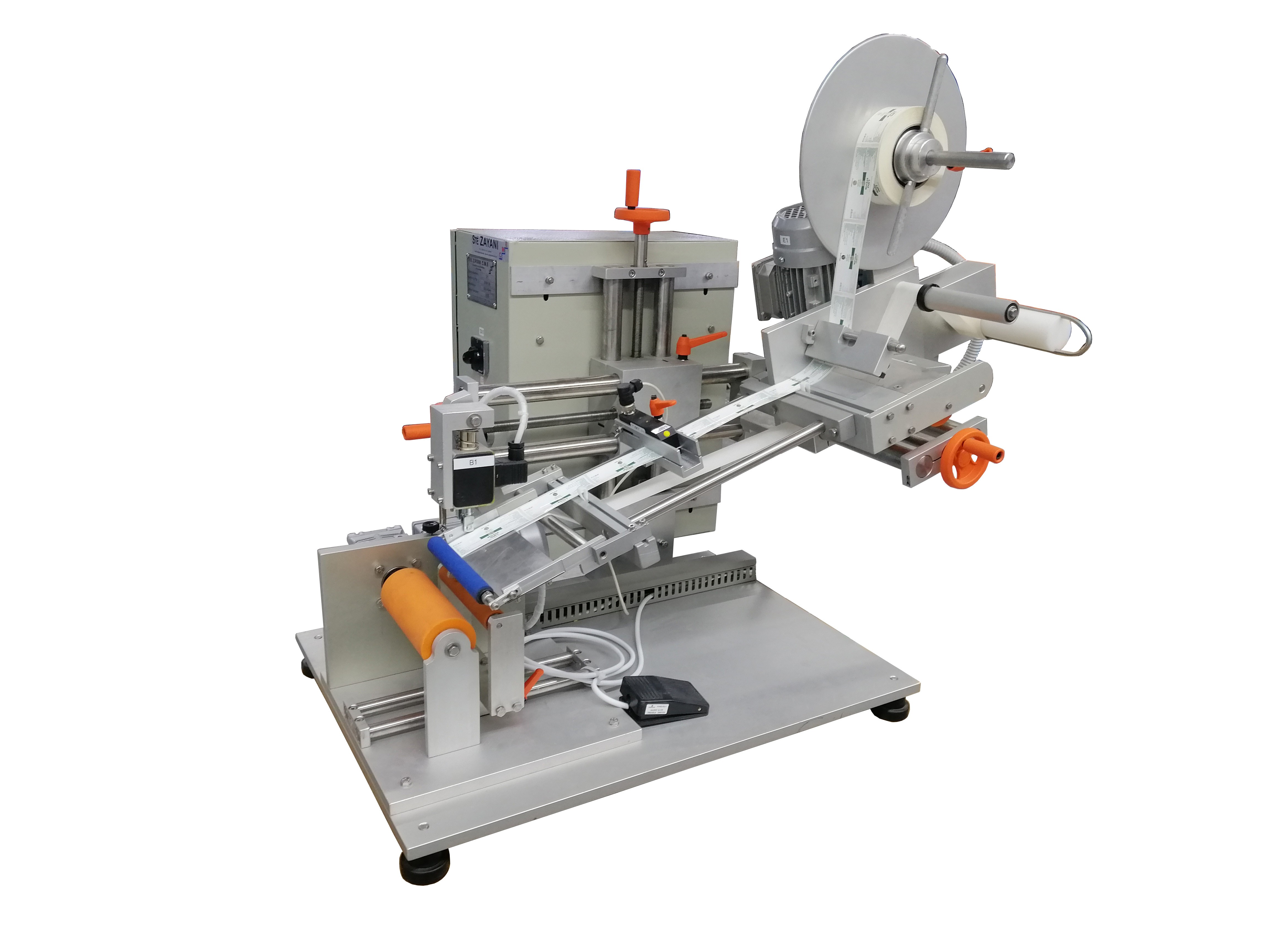 Etiqueteuse C.M.E 211:  produits ronds