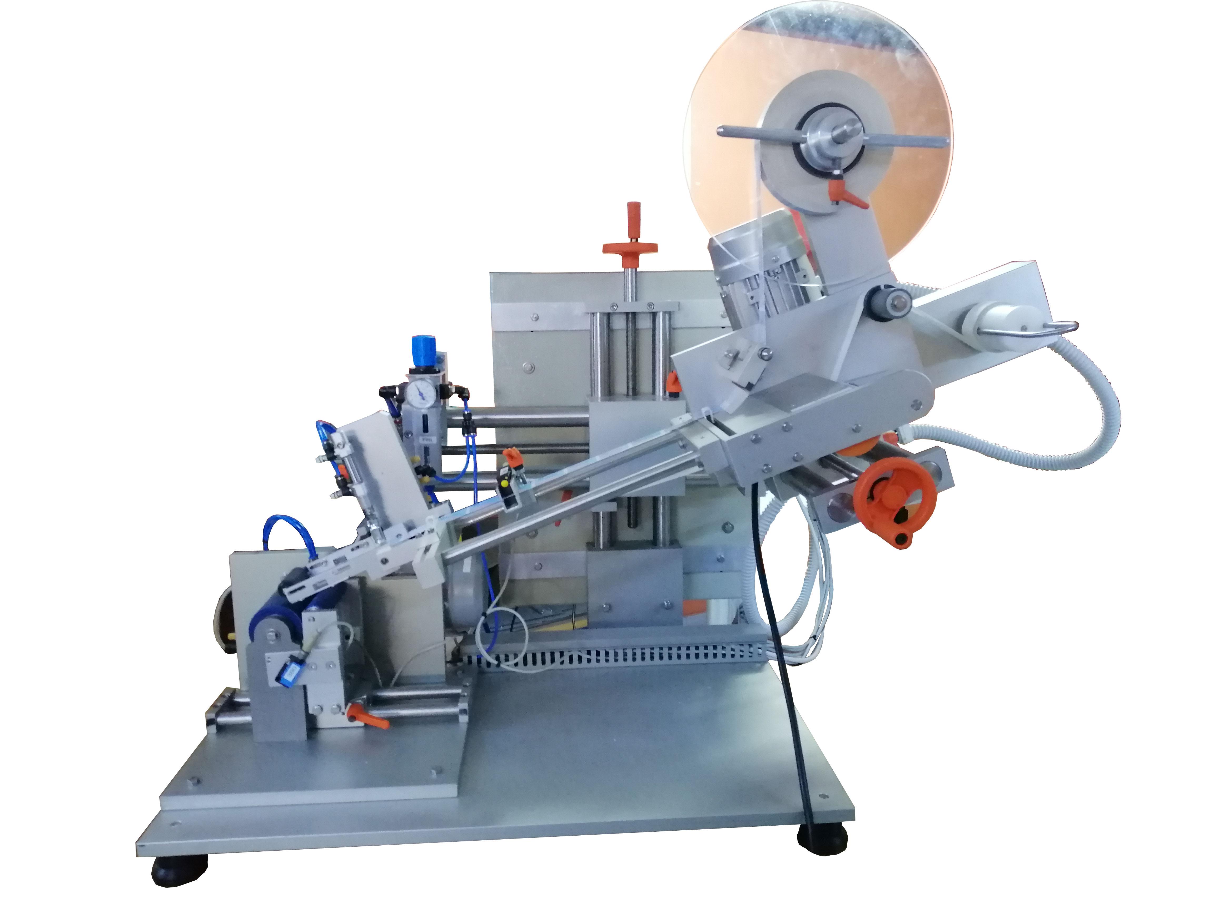 Etiqueteuse C.M.E 211:  produits ronds